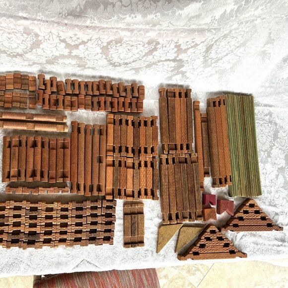 Vintage Licoln Log Toys 230 pc - Picture 5 of 6